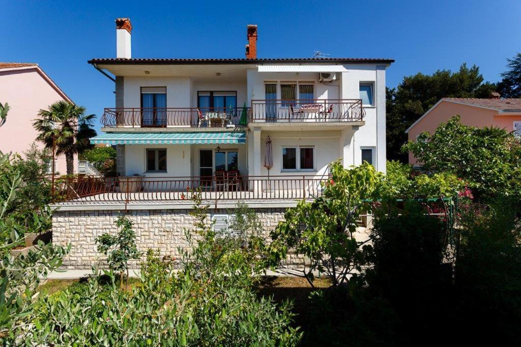 Apartmani Braut Kornić Exterior foto