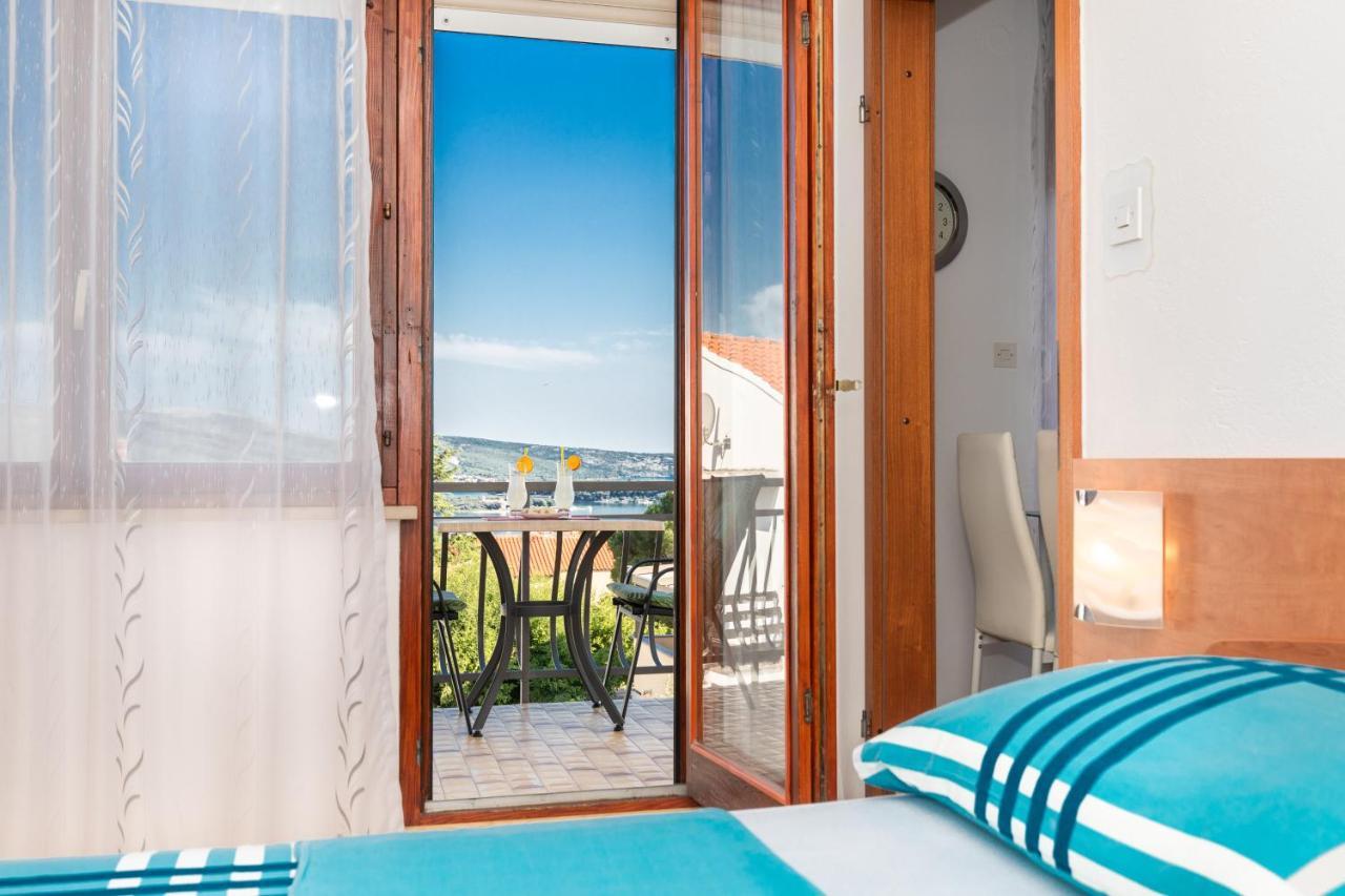 Apartmani Braut Kornić Exterior foto
