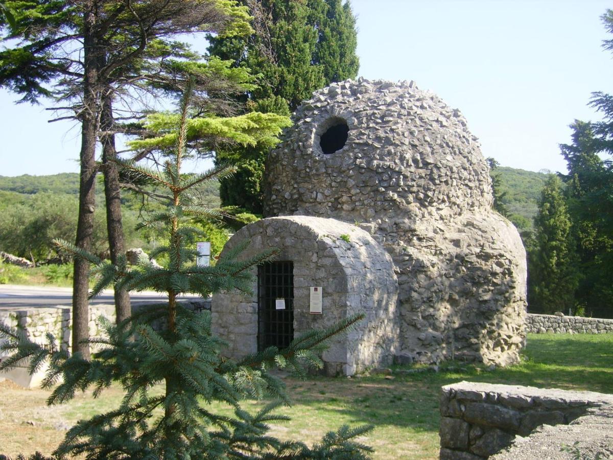 Apartmani Braut Kornić Exterior foto