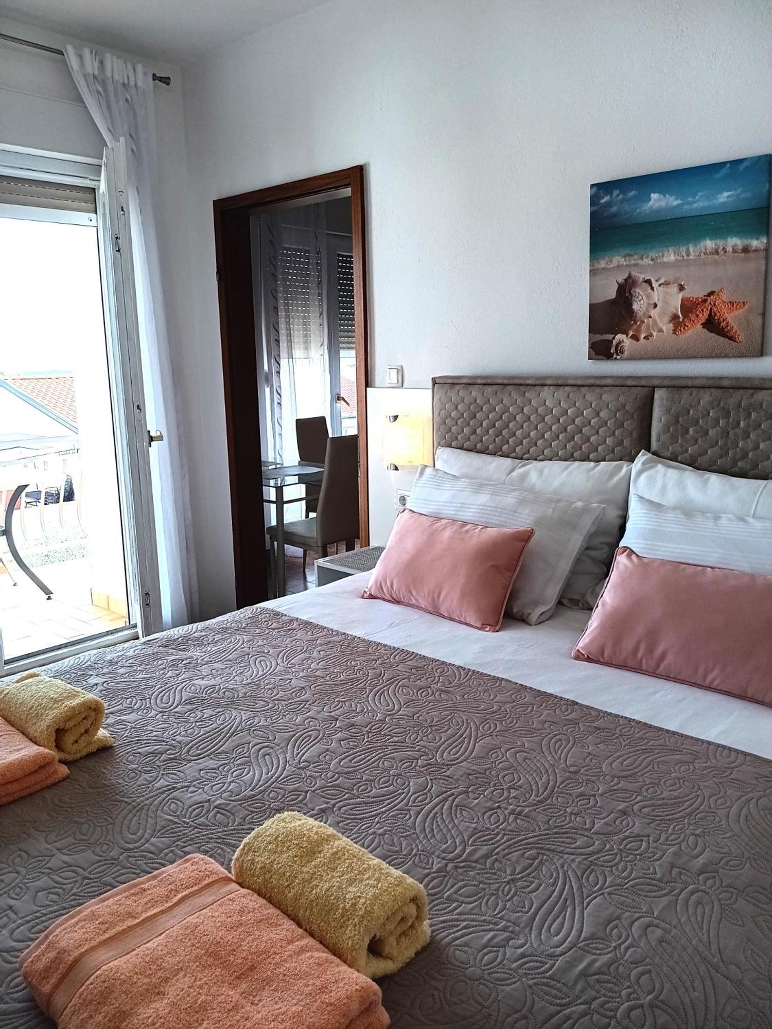 Apartmani Braut Kornić Exterior foto